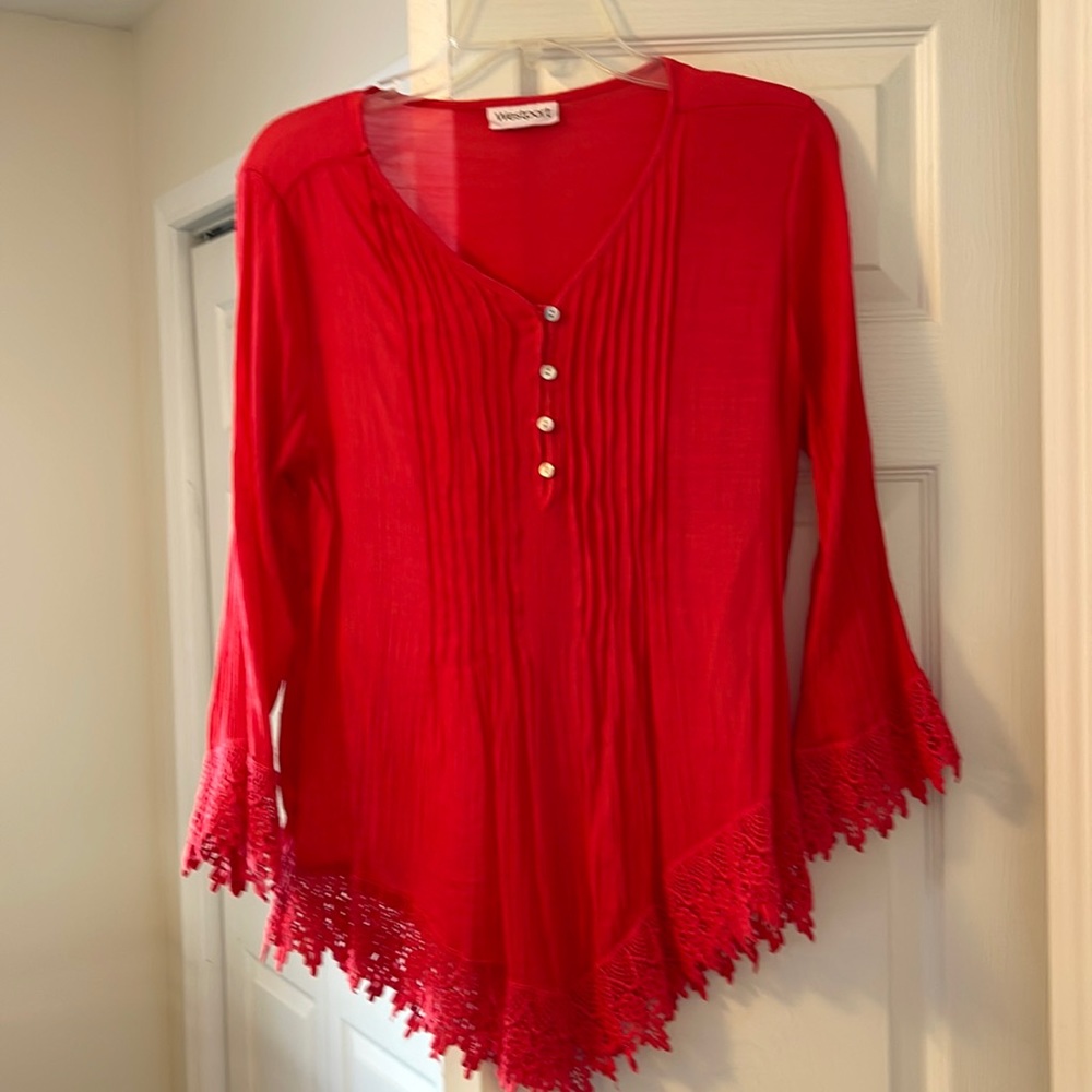 Women’s shirt